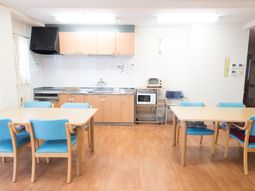 清潔なダイニングエリア