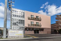 モダンな建物の外観