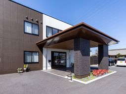 現代的な建物のエントランス