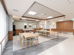 明るいダイニングルーム