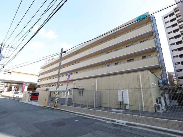 多階層建物の外観