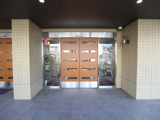 清潔なエントランスの様子
