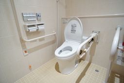 トイレのバリアフリー設計