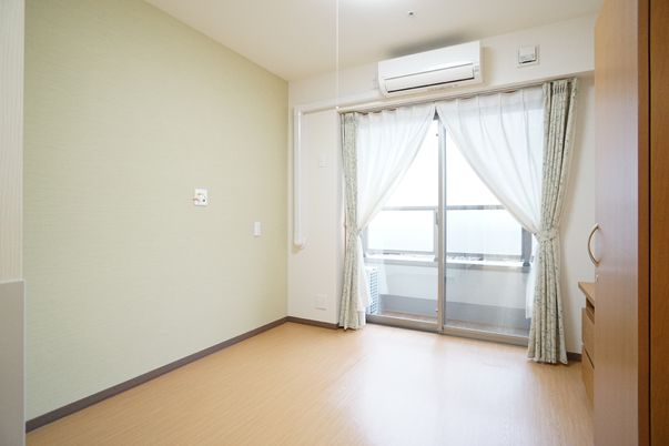 明るい空間の居室