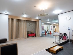 応接スペースのあるロビー