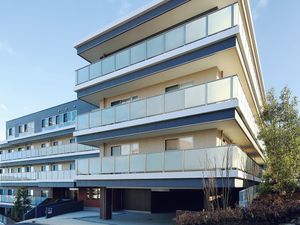 多階層モダン建築