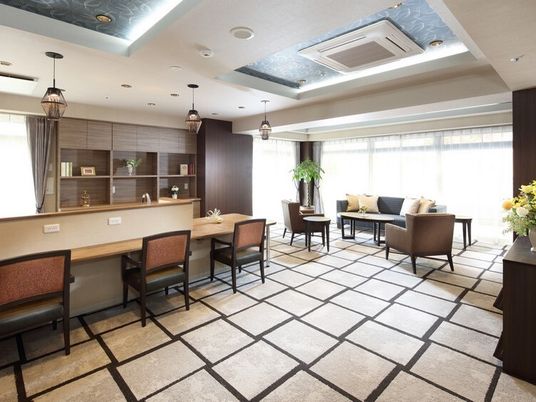 ゆったりしたラウンジ空間