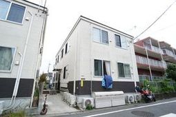 清潔感のある建物正面