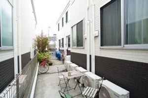 テーブル付き休憩スペース