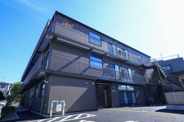 清潔感ある建物の外観