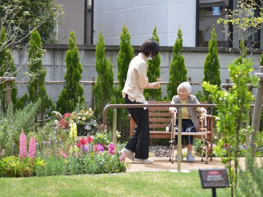 中庭での憩いの時間