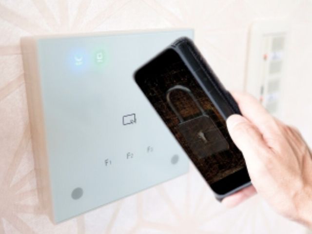 スマートセキュリティシステム セキュリティ 最新技術を取り入れたセキュリティシステムが導入されており、安全な環境でお仕事ができます。