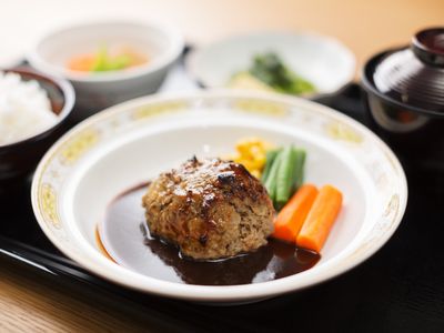 和食風のヘルシーな食事
