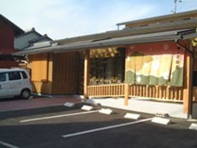 車椅子対応の出入口