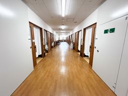 長い廊下