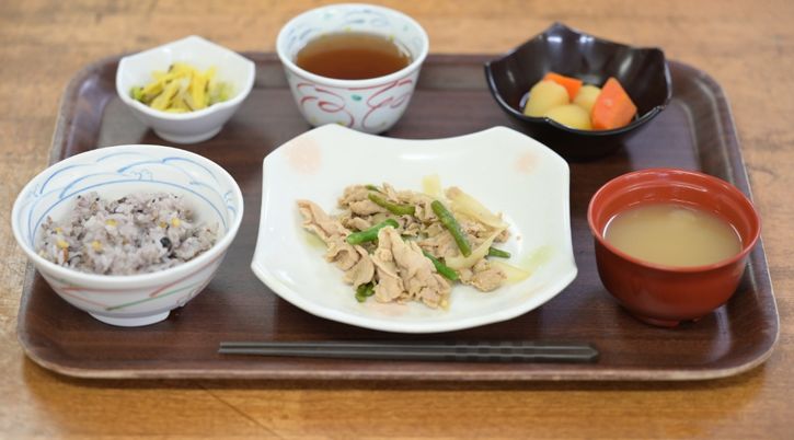 栄養バランスの食事