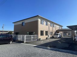 シンプルな建物外観