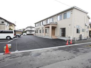 駐車場がある外観