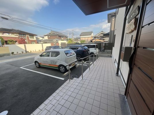駐車場の風景