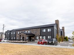 モダンな建築の建物外観