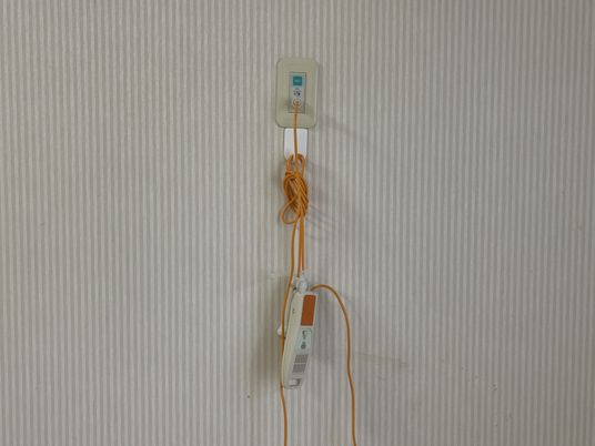 壁面のコンセント  