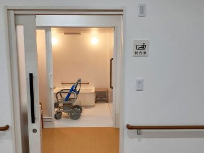バリアフリーの浴室入口