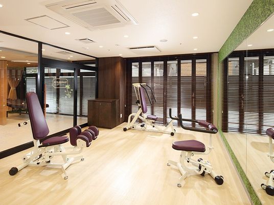 機能訓練室の治療器具