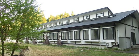 笑顔で接するスタッフ居室