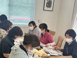 スタッフ会議の食堂です  