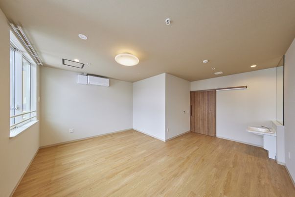 清潔感ある居室の一角