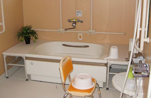 安全に配慮した浴室