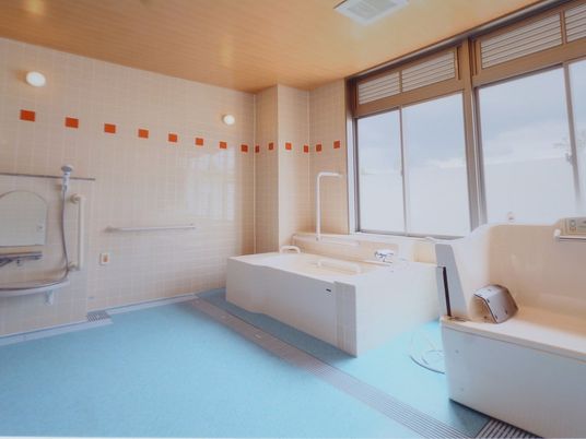 機能的な浴室
