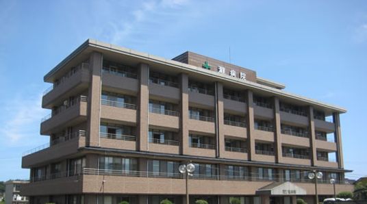 多階層の建物外観