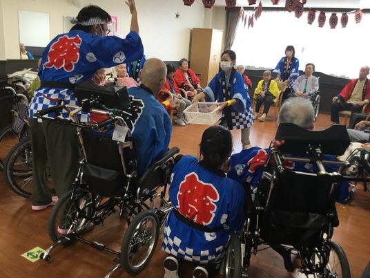 浴衣を着た利用者