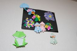 カラフルな手作り工作品