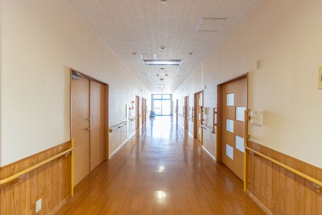 広々とした廊下