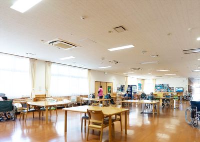 明るい共用スペース