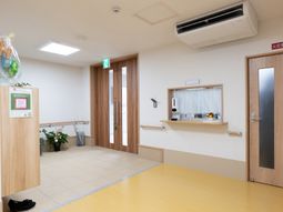 清潔な廊下の片隅