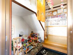 和風の小物飾りエントランス