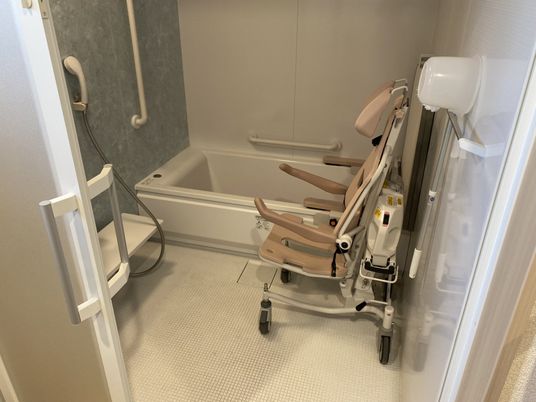 介護用リフト付浴室