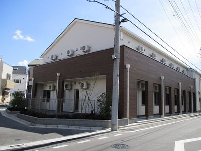 清潔感ある施設の外観