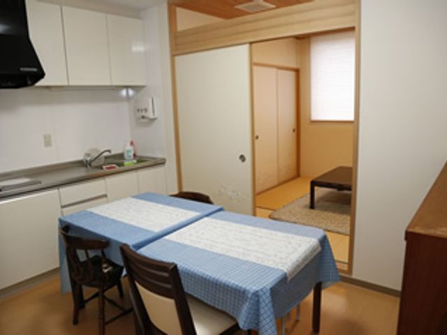 和室付きのキッチン キッチン 和室に続くキッチンは、調理とリフレッシュのスペースとして快適に使えます。