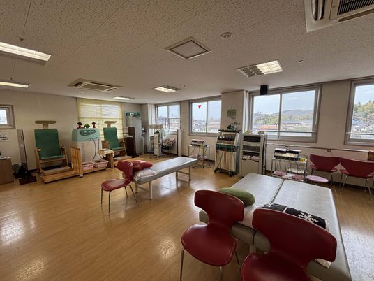 機能訓練設備が整った部屋