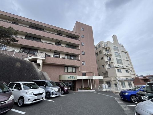 施設の外観