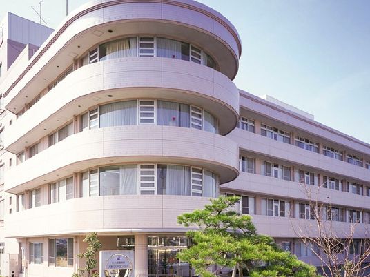 曲線外観の建物  
