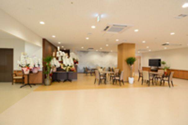 広々としたラウンジ