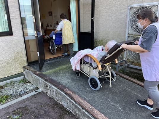 車椅子用スロープ