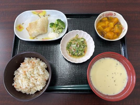 食事のトレー