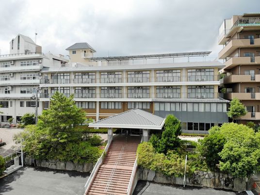 広々としたエントランス