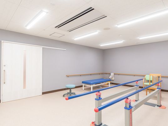 訓練用の明るい部屋